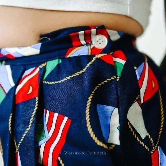 Vintage 80s Herman Geist Nautical High Rise Pleated Mom Shorts - Picture 7 of 9